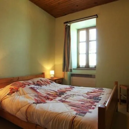 Les Estables, 4 Pieces, 6 Personnes - Fr-1-582-128 Сasa de vacaciones *